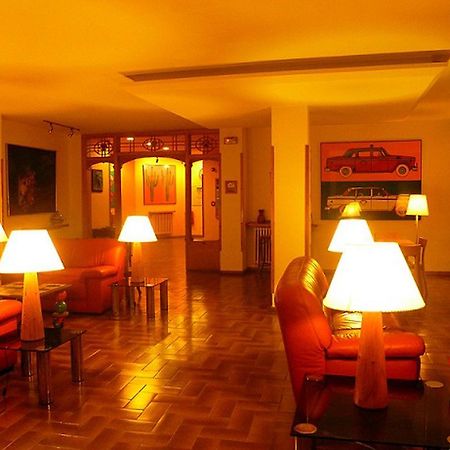 Hotel Pradas 哈卡 外观 照片
